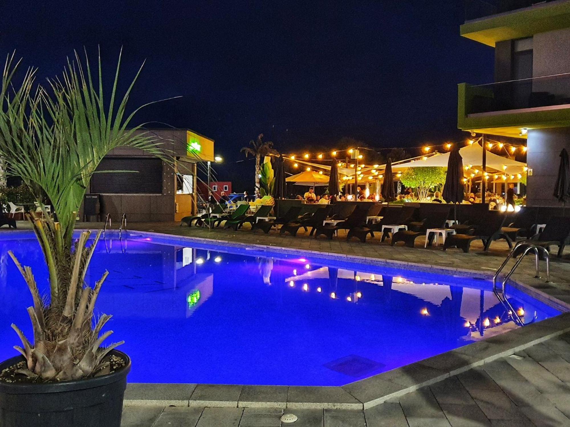 Purple Onyx - Pool & Spa Beach Resort Năvodari Exteriér fotografie